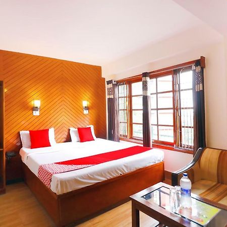 Oyo 45337 Hotel Woodland Simlá Kültér fotó