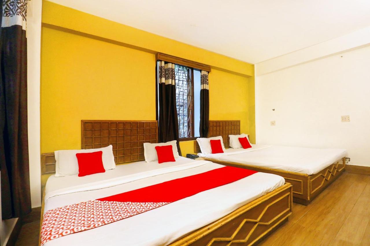 Oyo 45337 Hotel Woodland Simlá Kültér fotó