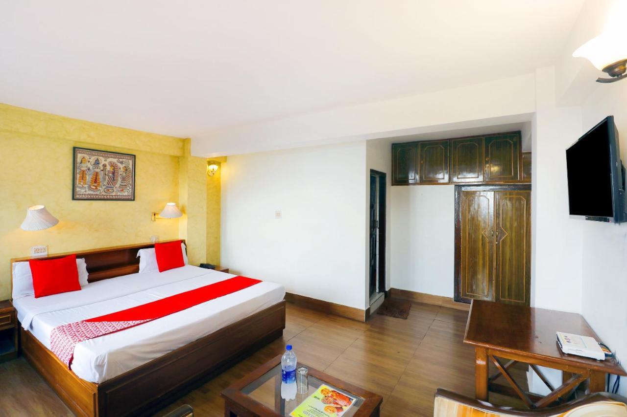 Oyo 45337 Hotel Woodland Simlá Kültér fotó