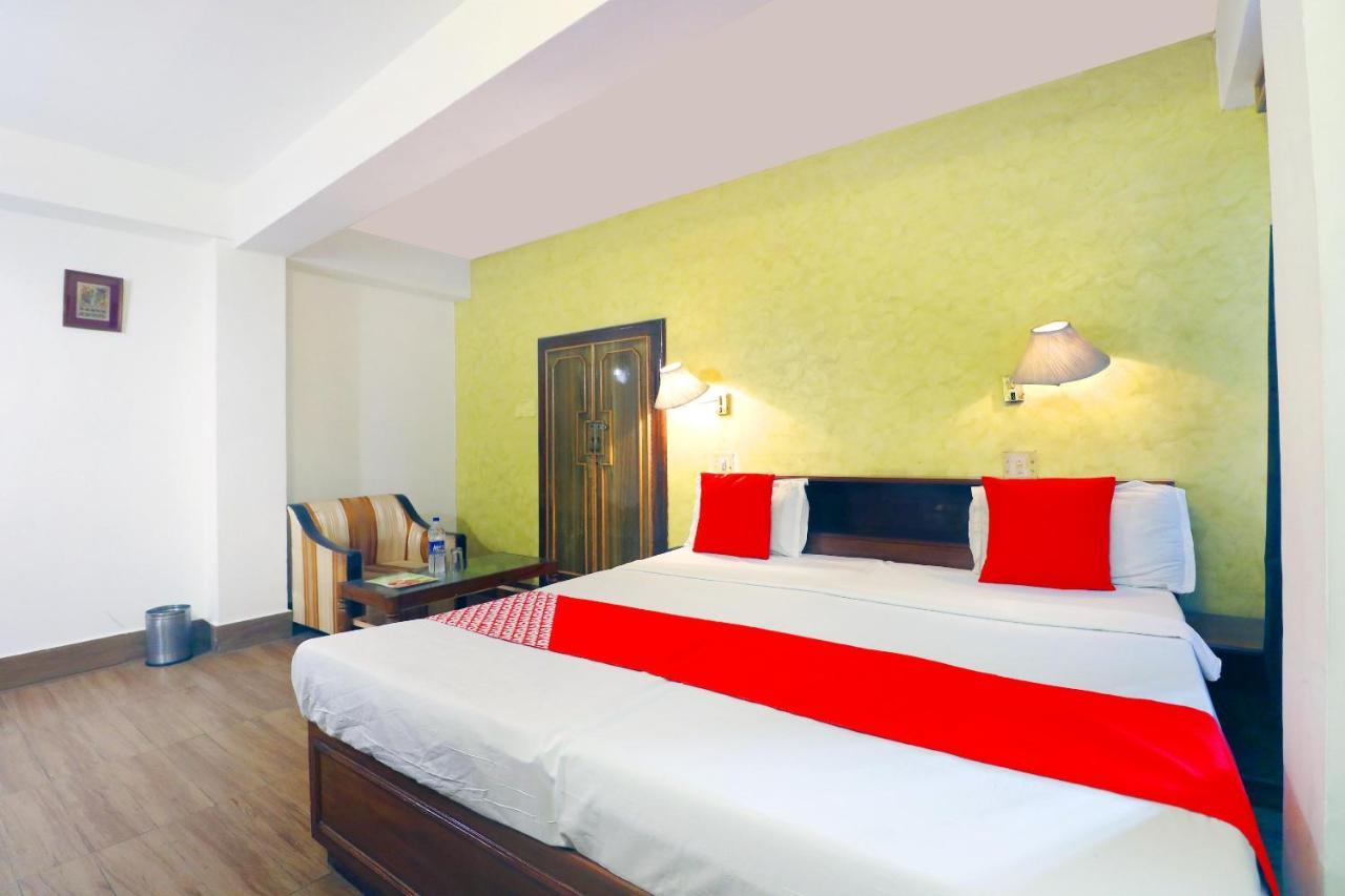 Oyo 45337 Hotel Woodland Simlá Kültér fotó