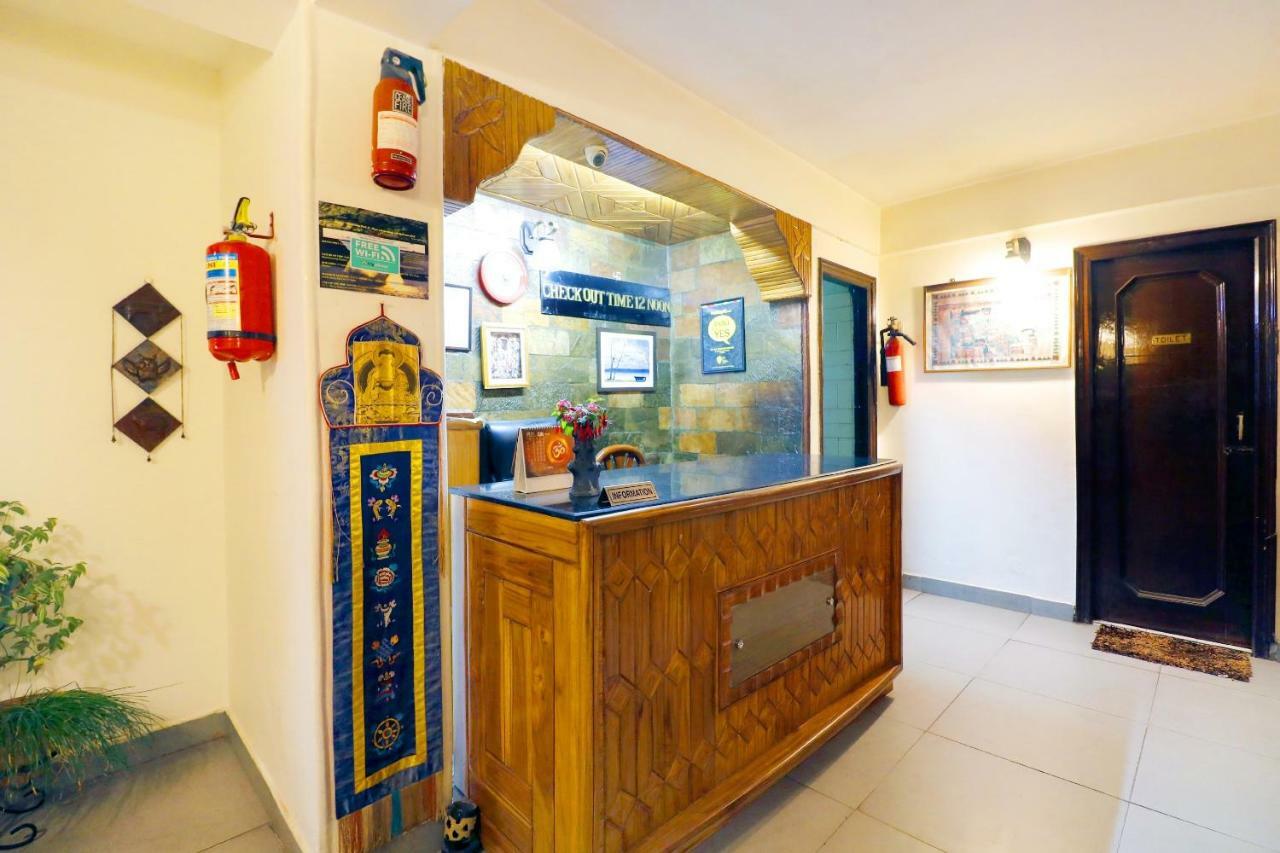 Oyo 45337 Hotel Woodland Simlá Kültér fotó